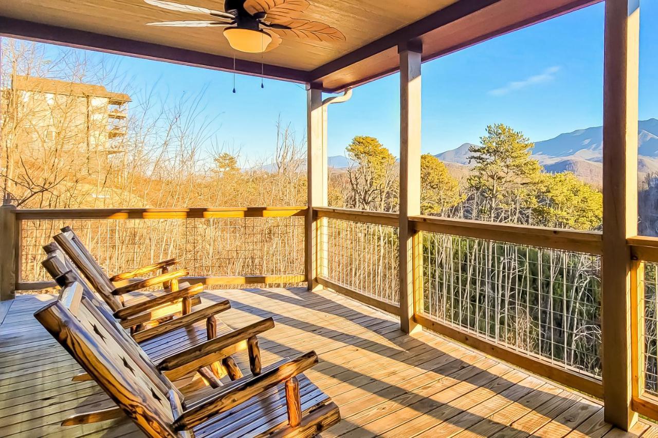 3 Lazy Bears Chalet Гетлинбург Екстериор снимка