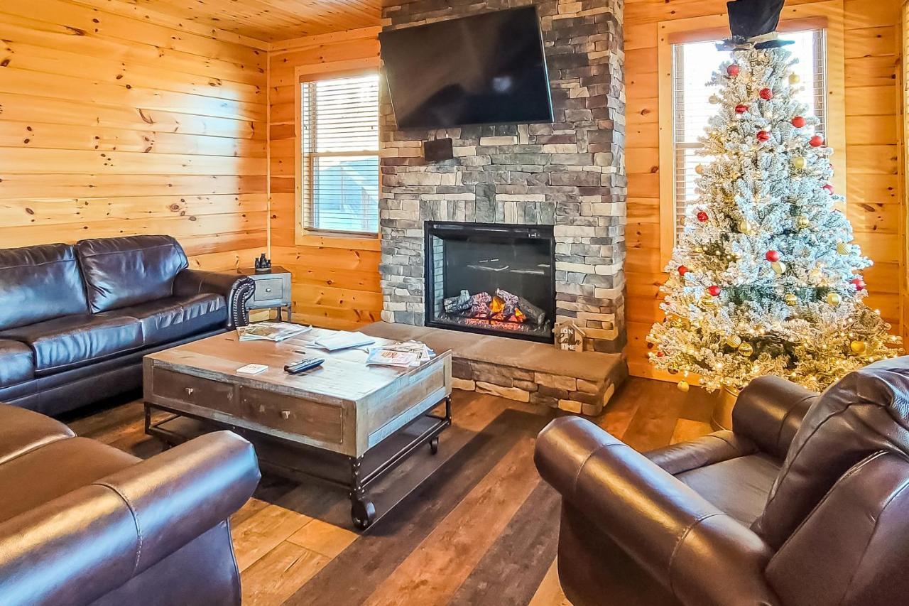 3 Lazy Bears Chalet Гетлинбург Екстериор снимка