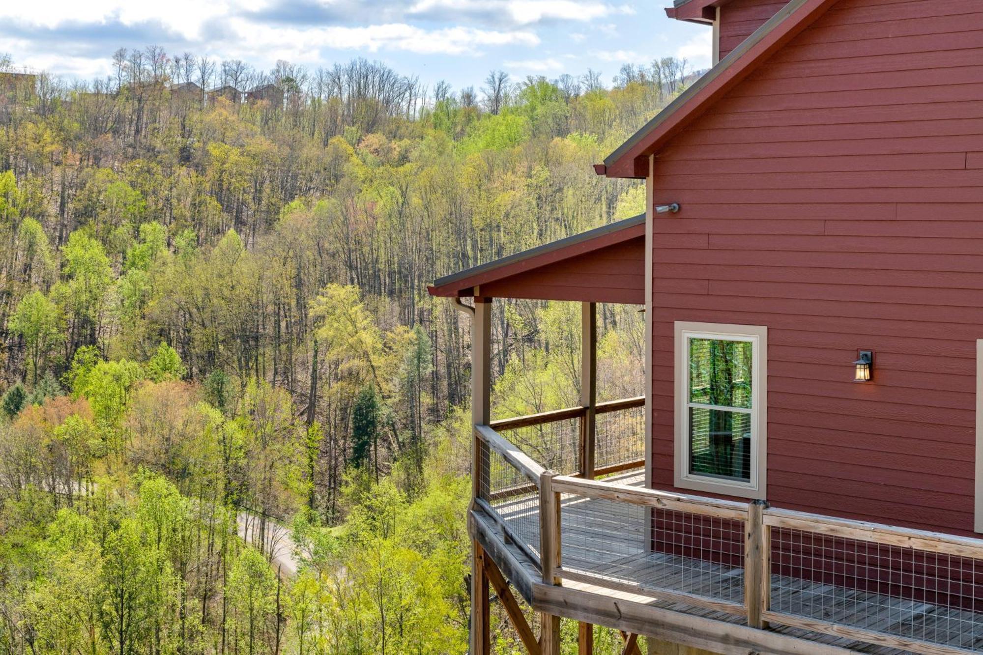 3 Lazy Bears Chalet Гетлинбург Екстериор снимка