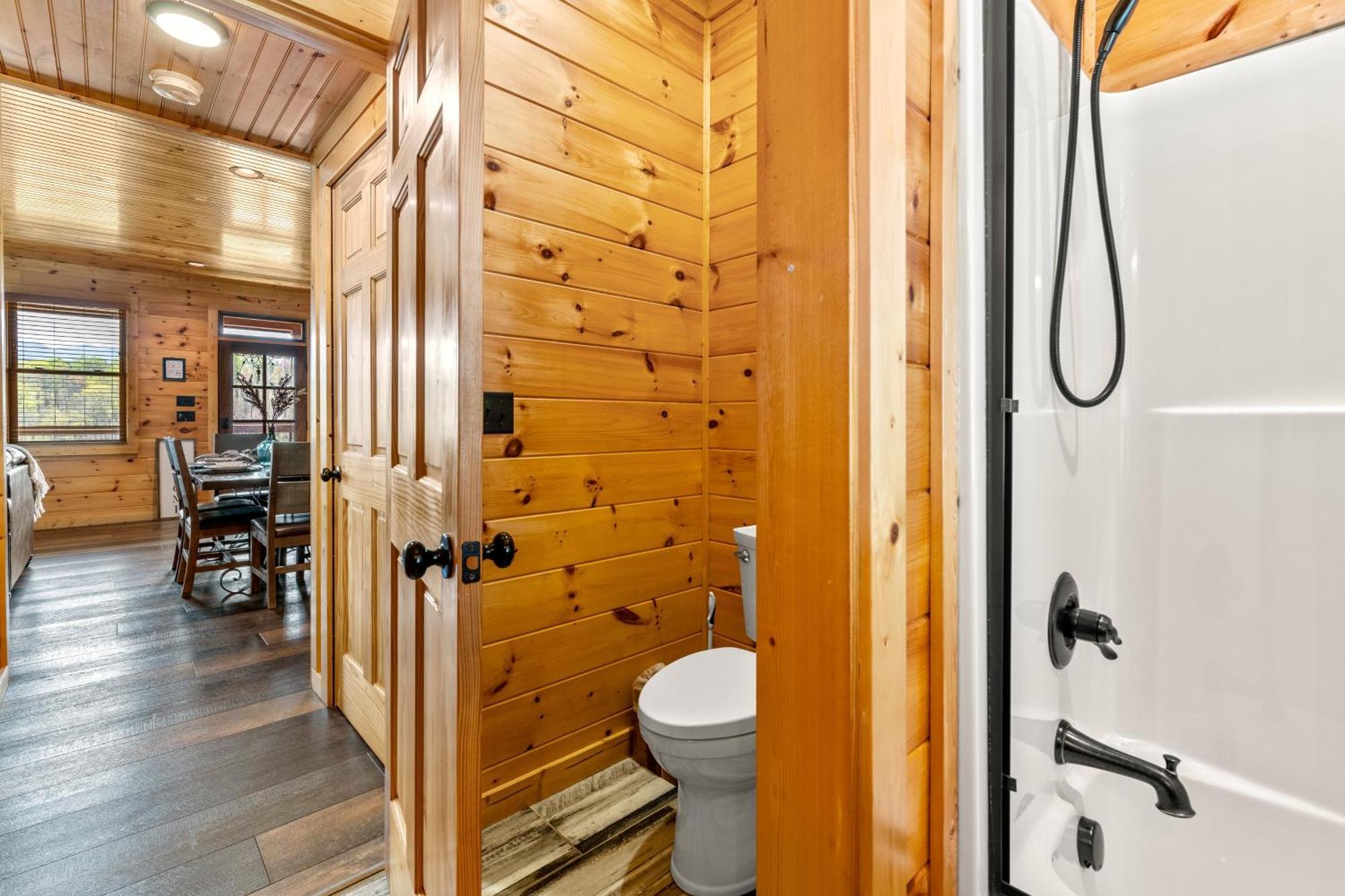3 Lazy Bears Chalet Гетлинбург Екстериор снимка