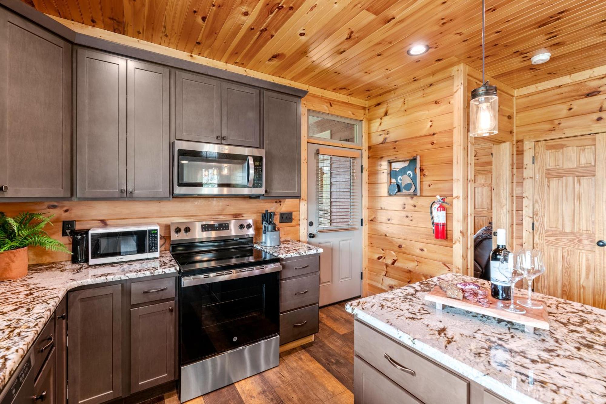 3 Lazy Bears Chalet Гетлинбург Екстериор снимка